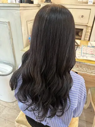 ロング カラー 杉山 七海のヘアスタイル