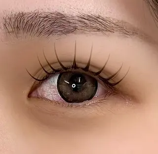 マツエク・マツパ mo:eye所属・内海 悠里のマツエク・マツパデザイン