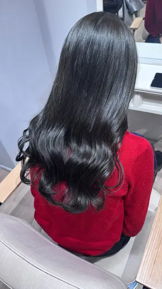 カラー 鈴木 雅捺のヘアスタイル