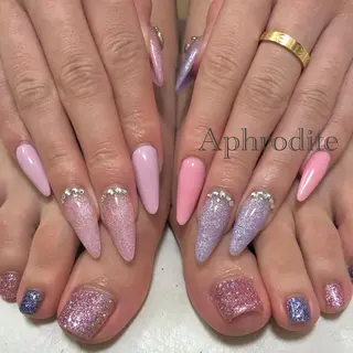 ネイル Aphrodite パラジェル認定サロンのネイルデザイン