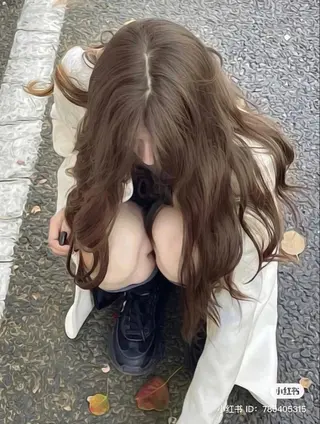 ロング まろっと艶感ブラウン ベージュ🤍まなかのヘアスタイル