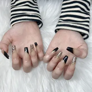 ネイル 石王 美羽のネイルデザイン