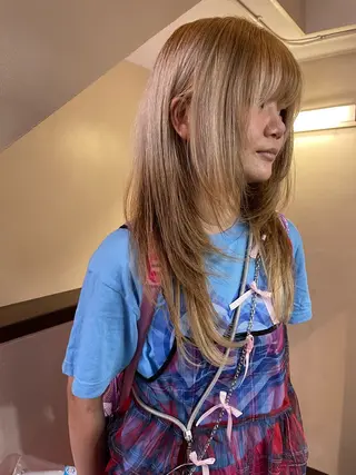 ロング カラー 安部佑哉/ハイトーン /レイヤー/グランジのヘアスタイル