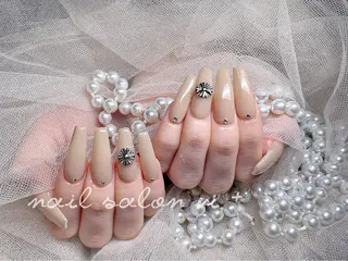 ネイル ✨Nailsalon Vi+✨のネイルデザイン
