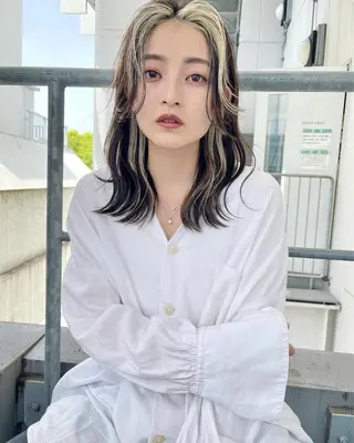 ミディアム 透明感カラー× レイヤーカット✨高梨のヘアスタイル