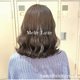 ミディアム カラー ヘアアレンジ 代表🎀 ふわモテ愛 され髪🩷yumiのヘアスタイル