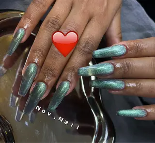 ネイル Nov. ネイルサロンのネイルデザイン