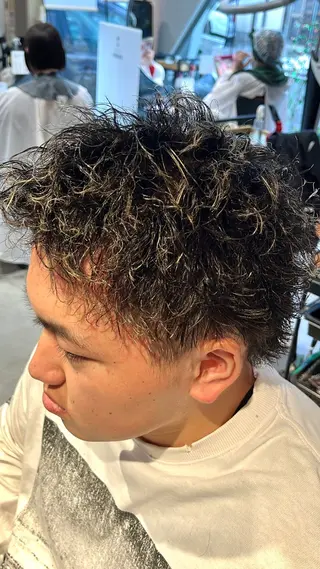 ショート カラー パーマ メンズ APREKO RIKUのヘアスタイル