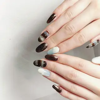 ネイル 桃子 Nail高円寺のネイルデザイン