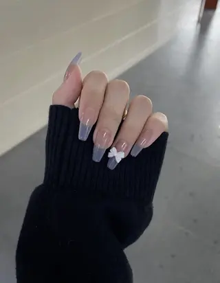 ネイル EMI ANA.CHUOのネイルデザイン