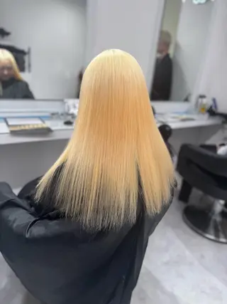 ロング カラー ヘアアレンジ 透け上品ハイトーン 職人ゆうと🤍のヘアスタイル