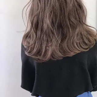 ミディアム カラー La fith所属・坂口 功一郎のヘアスタイル