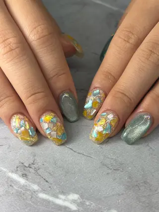 ネイル tomomi .のネイルデザイン