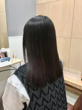 セミロング miloc かおりのヘアスタイル