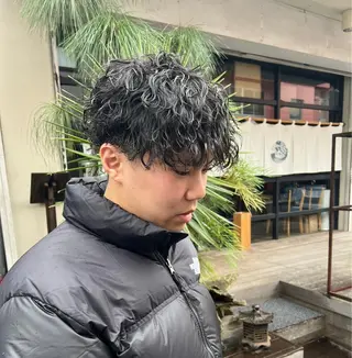 ショート パーマ メンズ バレイヤージュ職人 🔥代表YU-SHIのヘアスタイル
