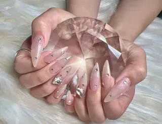 ネイル Nail&eye Belire 新宿のネイルデザイン