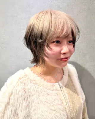 ショート カラー ハイトーン/ウルフ/ レイヤー/Asukaのヘアスタイル