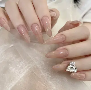 ネイル Pure&Rich Nailのネイルデザイン