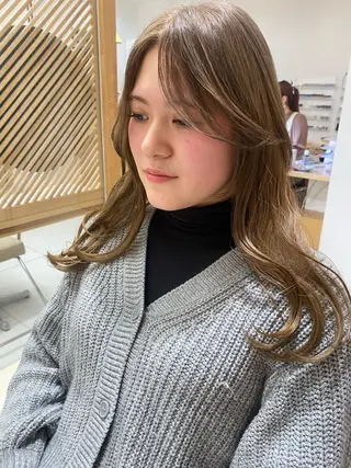 ロング カラー 安永 涼のヘアスタイル