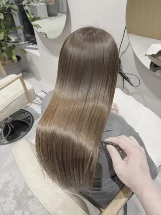 ロング 髪質改善✨縮毛矯正✨ が得意‼️高島英隆のヘアスタイル
