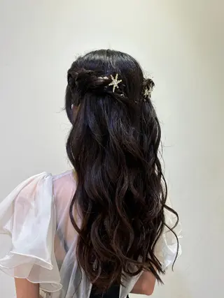 ヘアアレンジ あずみ🪽顔周りレイ ヤー×オリーブ🫒のヘアスタイル