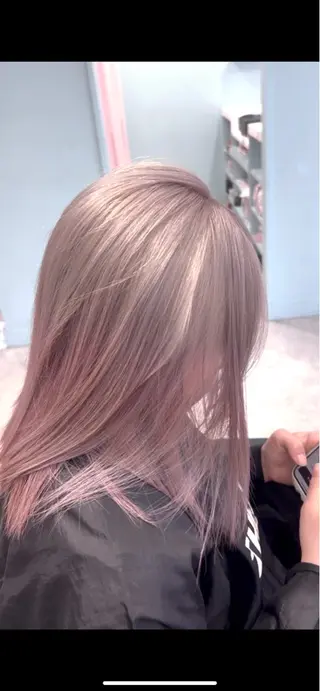 ロング カラー エフェクトブリーチ／ レイヤーカット／翔のヘアスタイル