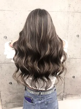 ロング カラー 奥山義進/大宮 /ダブルカラーのヘアスタイル