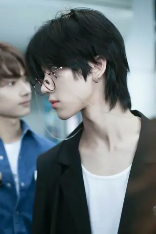 ショート カラー パーマ メンズ 韓国アイドルヘア/ 大人ショートリョウヤのヘアスタイル