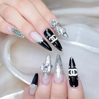 ネイル M🌷nail 長さだし専門店のネイルデザイン