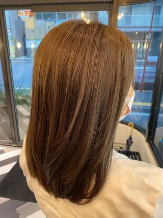 ミディアム APHRODITE マスダのヘアスタイル