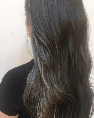 セミロング カラー luve heart's And Be minamisemba所属・脇坂 佳世の眉毛・アイブロウイメージ