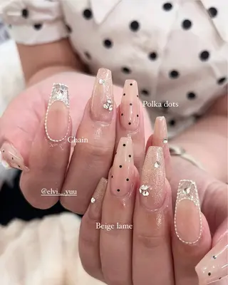 ネイル SALON ELVI.所属・SALON ELVI.のネイルデザイン