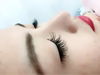 マツエク・マツパ 池村美月 @透明感カラーのヘアスタイル