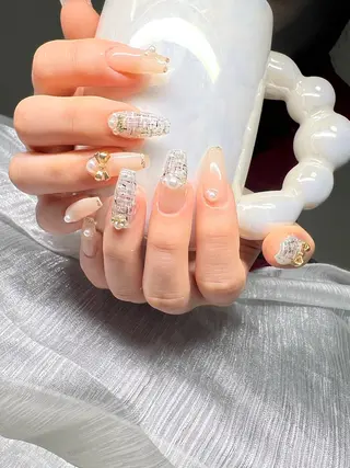 ネイル Lee Nailsのネイルデザイン