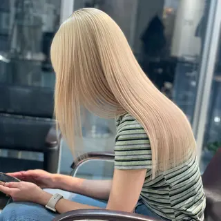 ロング カラー 🩵ྀིハイトーン みほ🎀🫐のヘアスタイル