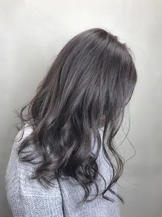 セミロング カラー eclair.髪質改善&トリートメント所属・【艶髪、透明感】西村 有司のヘアスタイル