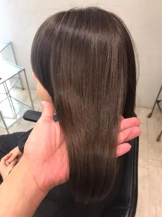 セミロング カラー 髪質改善TR 透明感カラーHanaのヘアスタイル