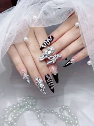 ネイル Merry Kingのネイルデザイン