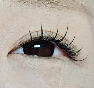 マツエク・マツパ マリアージュ所属・マリアージュ 安藤のマツエク・マツパデザイン