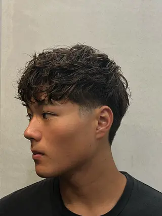 ミディアム ヒロ銀座barber shop 難波所属・つつみうち ふわりのヘアスタイル