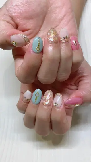 ネイル 上野 由衣のネイルデザイン