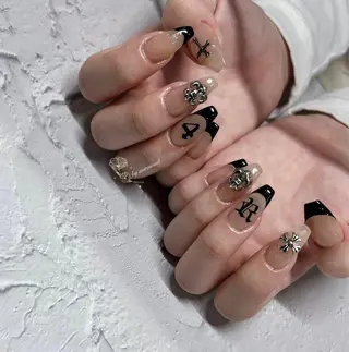 ネイル ネイルサロン 9Carats神田のネイルデザイン