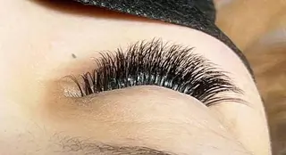 マツエク・マツパ アイブロウ magicalstick所属・青木 寿恵のマツエク・マツパデザイン