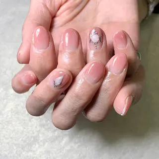 ネイル atelier FIORITURA所属・FIORITURA aiのネイルデザイン