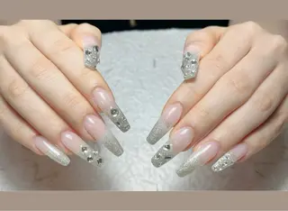 ネイル 清水 ユナのネイルデザイン