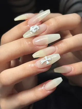 ネイル ✴︎ Delightのネイルデザイン