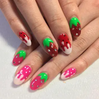 ネイル VIOLUS所属・VIOLUS 関目のネイルデザイン