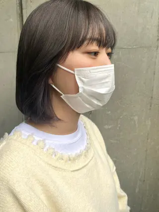 ミディアム 透け感ベージュ ／ミハルのヘアスタイル