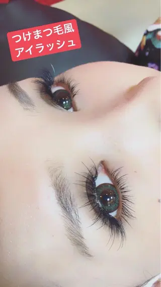 マツエク・マツパ 大山 莉奈のヘアスタイル