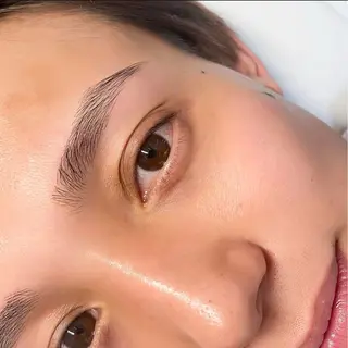 アイブロウ 大人の為のデザイン 🫧Misuzuのマツエク・マツパデザイン